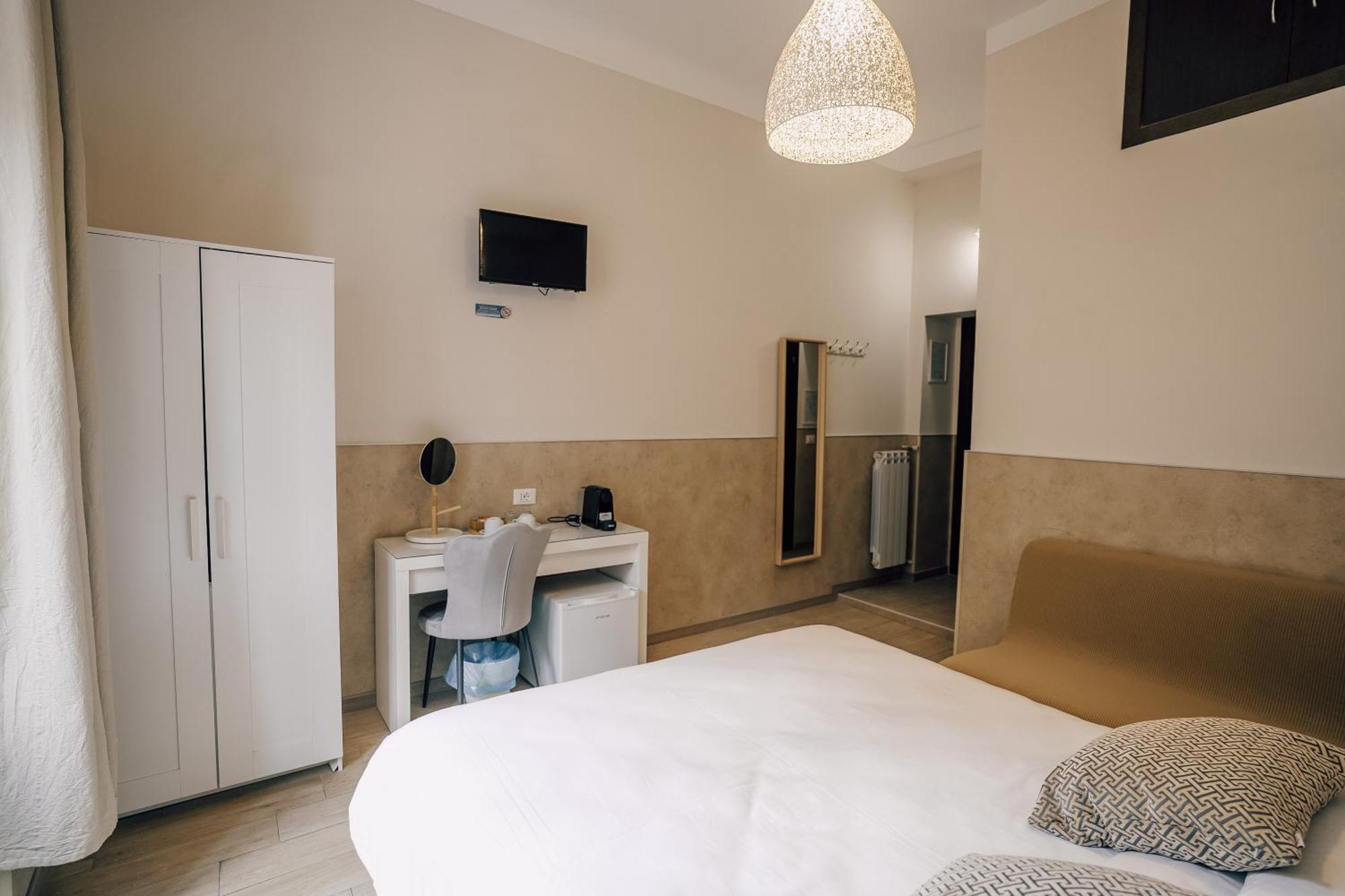 Hotel Mirabilia House Roma Esterno foto