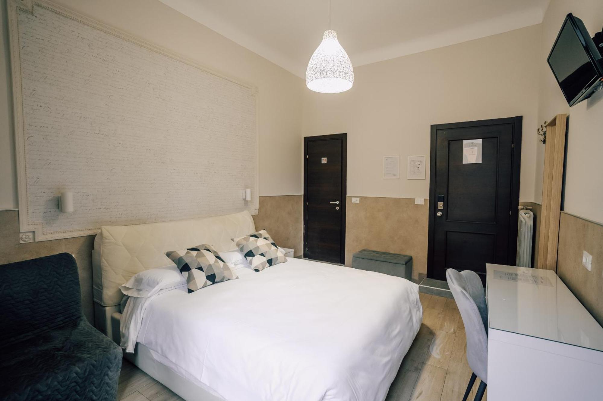 Hotel Mirabilia House Roma Esterno foto