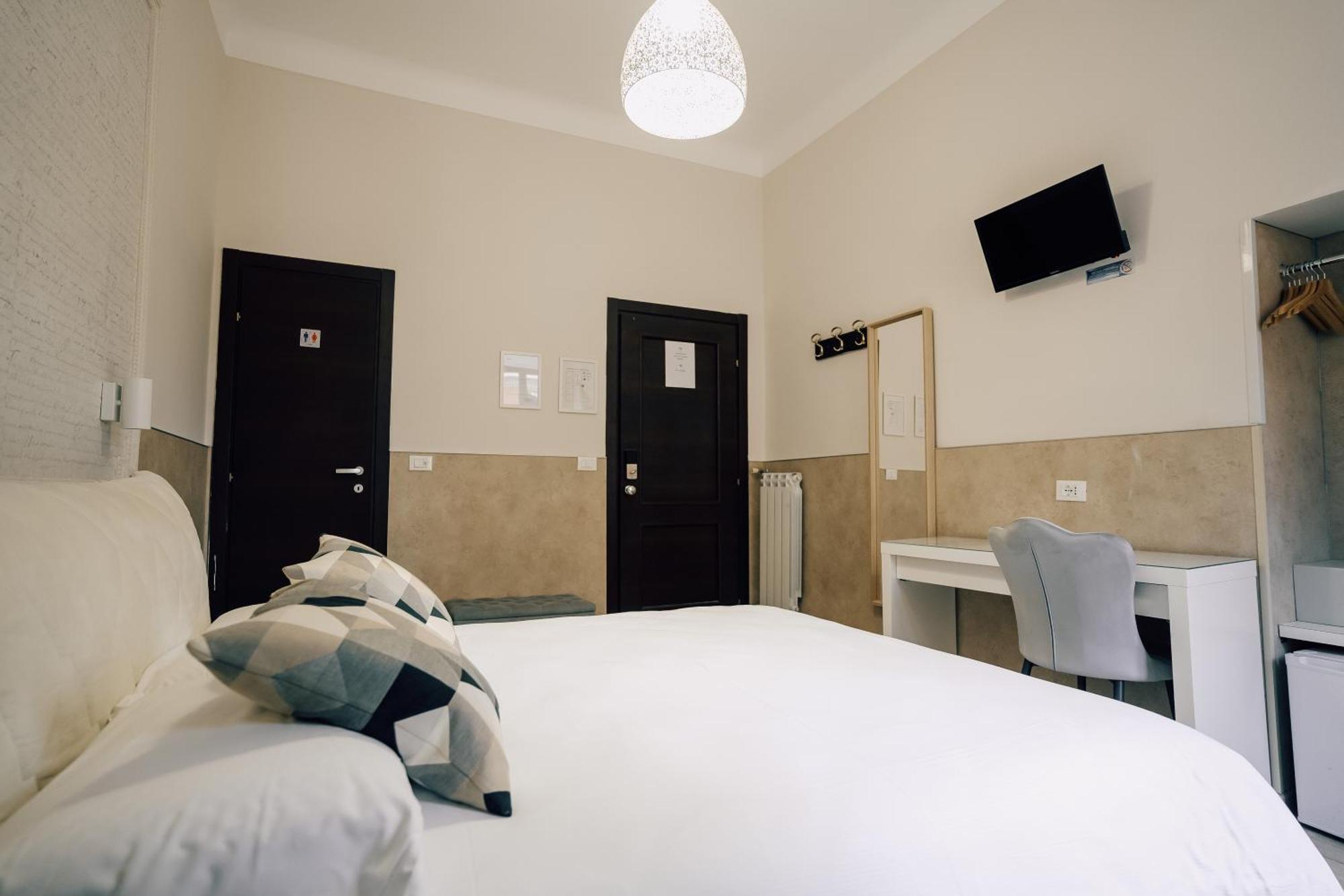 Hotel Mirabilia House Roma Esterno foto